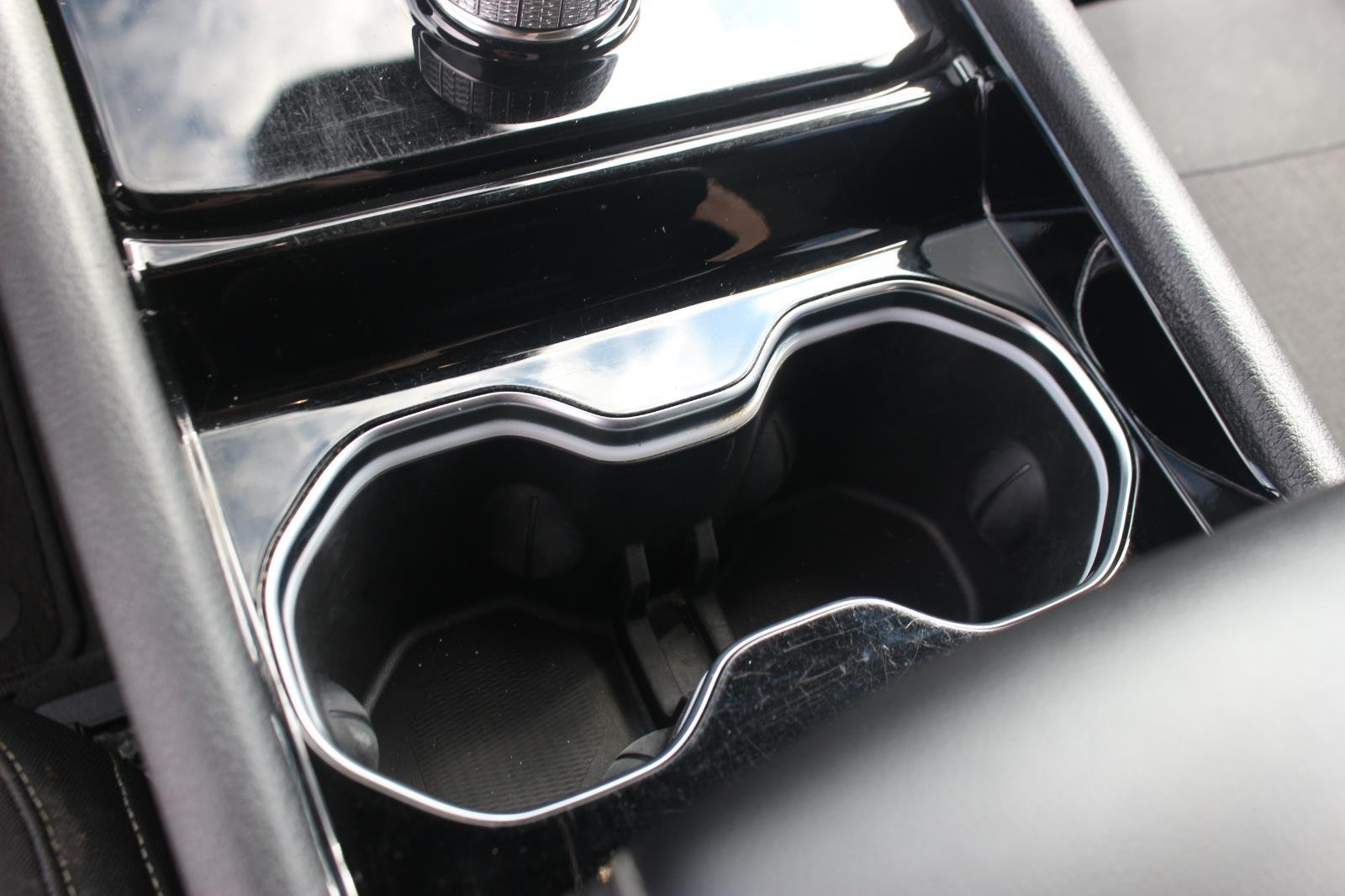 Used 2022 Gray Jeep Laredo image 22