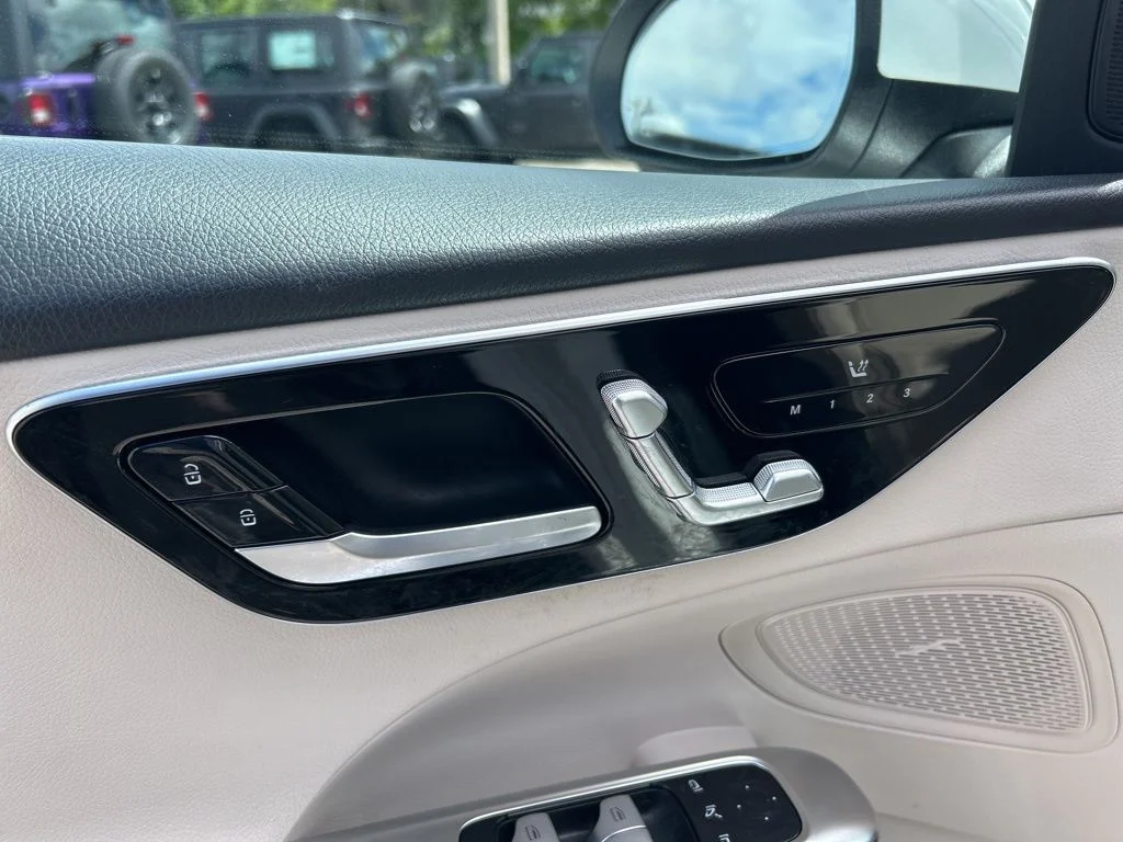 Used 2025 White Mercedes-Benz C 300 image 36