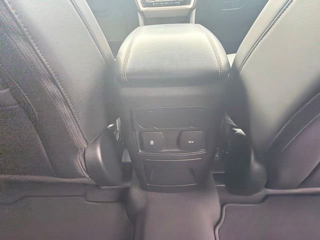 Used 2023 Black Ford XLT image 37