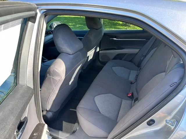 Used 2022 Silver Toyota LE image 10
