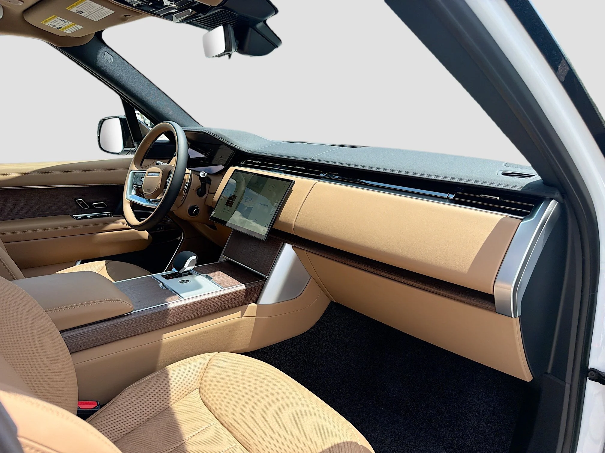 New 2026 Fuji White Land Rover SE image 15