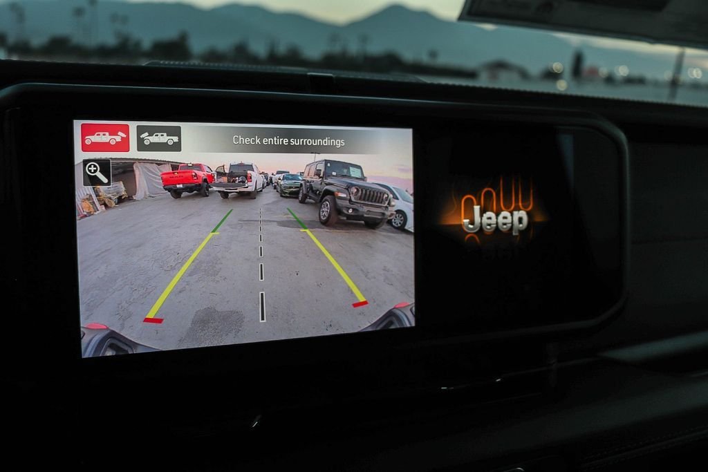 New 2026 Black Clearcoat Jeep Rubicon X image 28