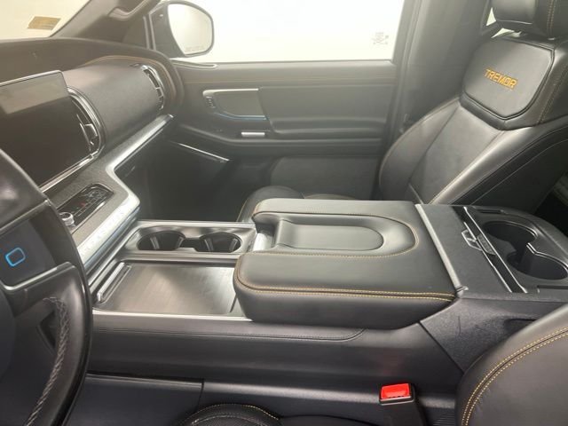 Used 2025 Gray Ford Tremor image 18