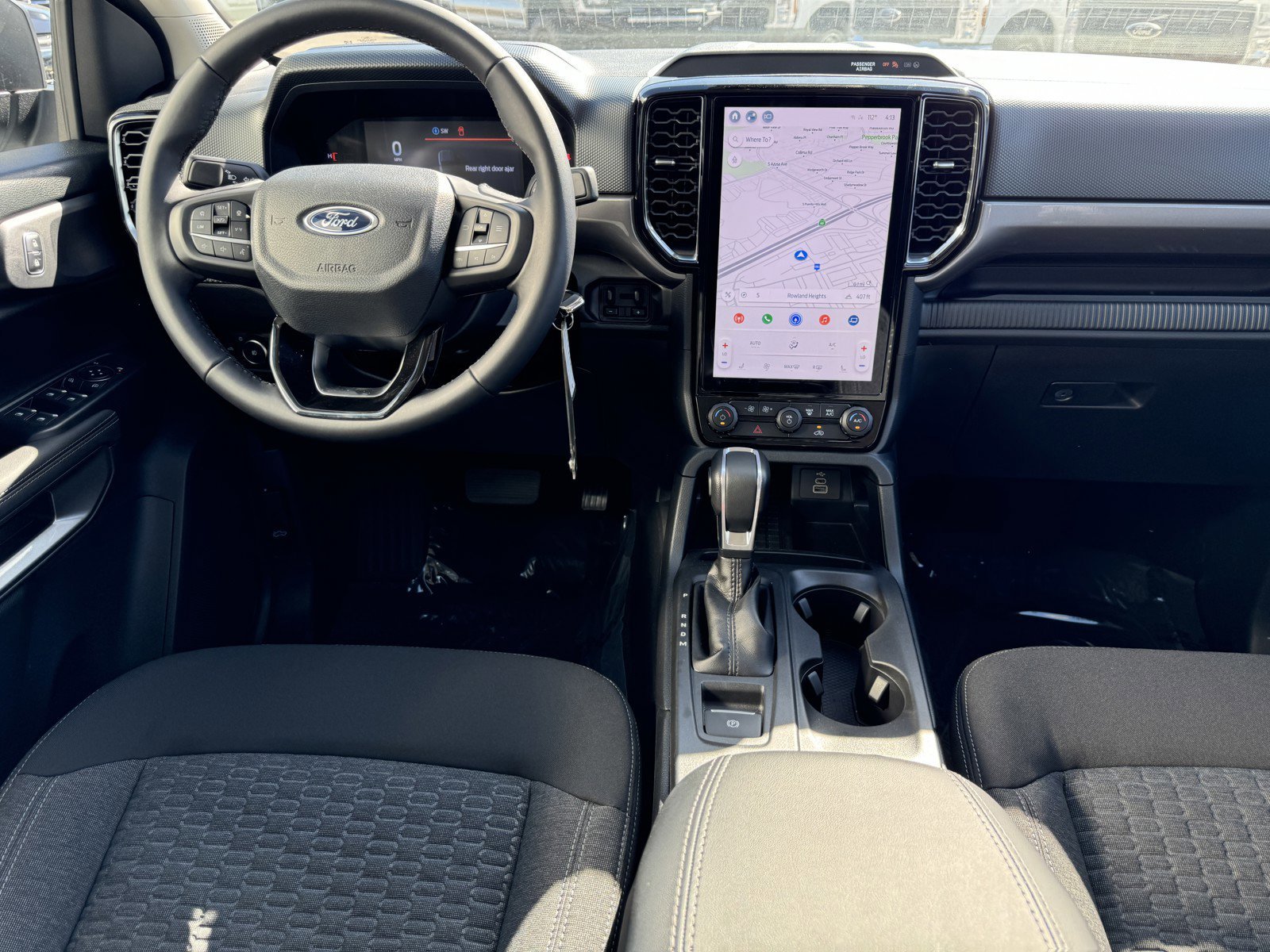 New 2024 Oxford White Ford XLT image 5