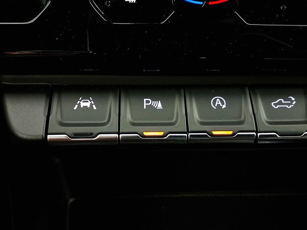 2026 GMC Sierra 1500 AT4X - Photo 21