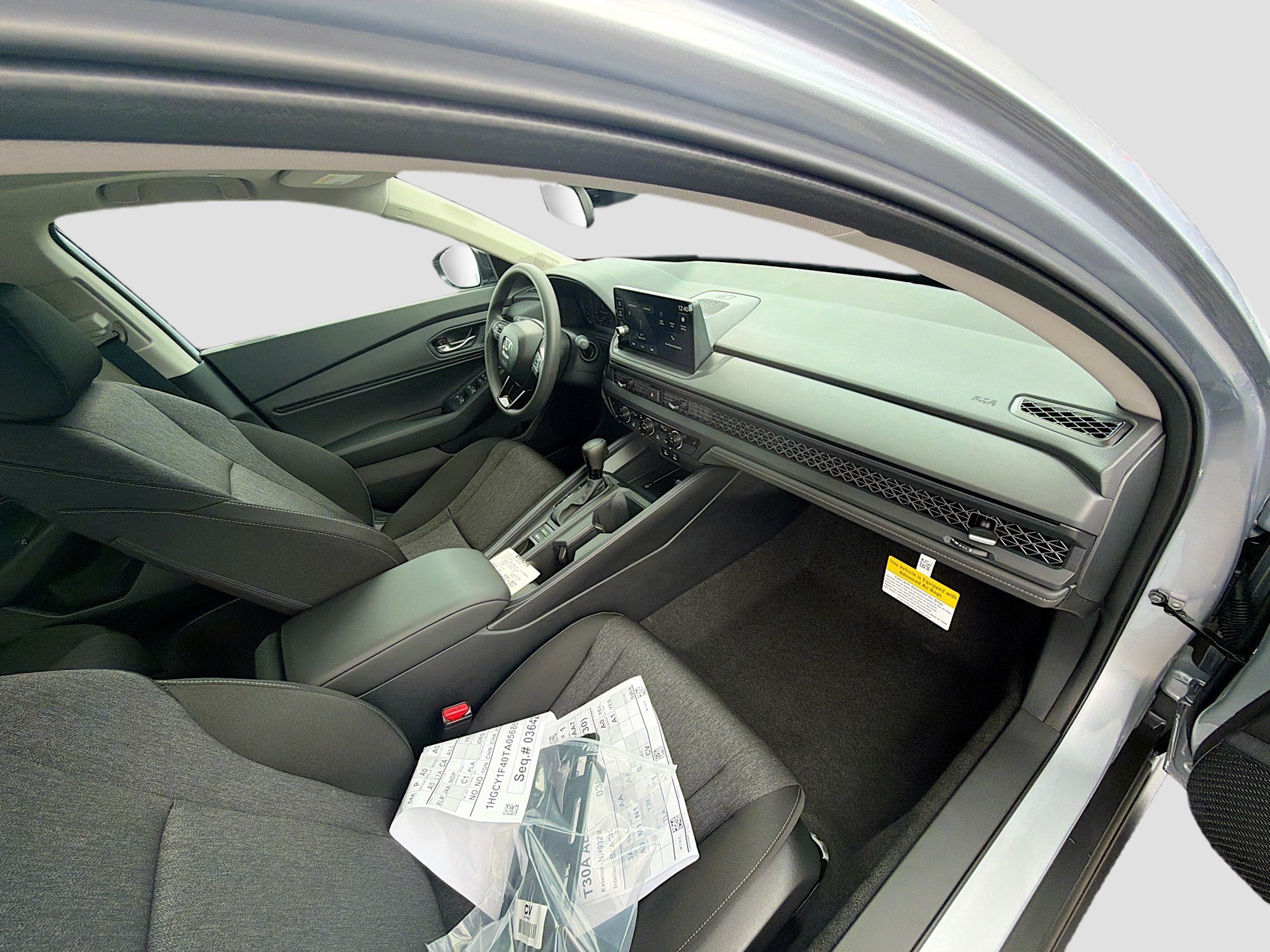 New 2026 Solar Silver Metallic Honda SE image 24