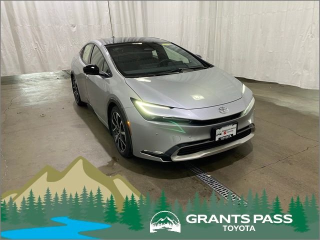 2026 Toyota Prius XSE's photo