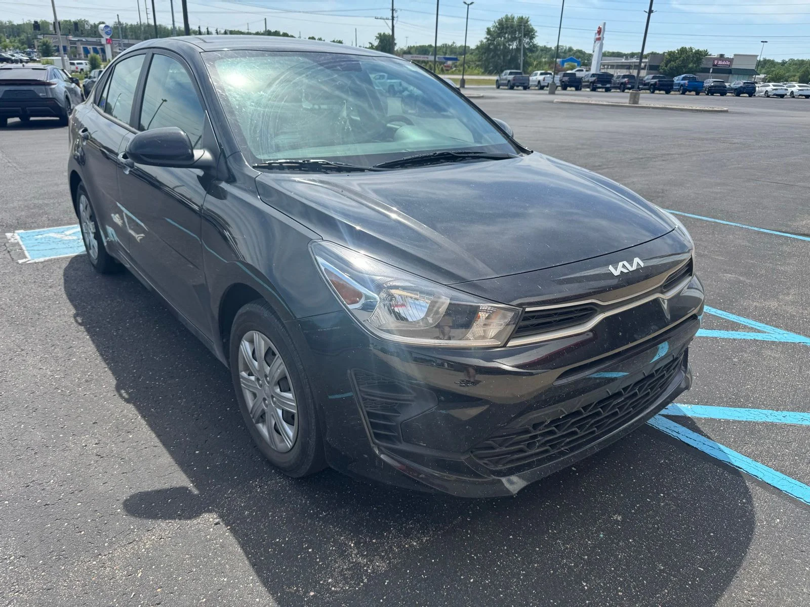 2022 Kia Rio LX iVT's photo