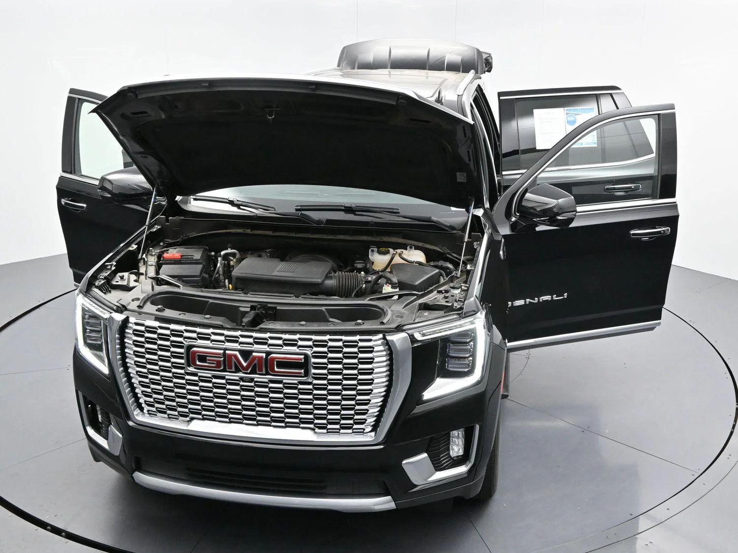 Used 2024 Onyx Black GMC Denali image 50