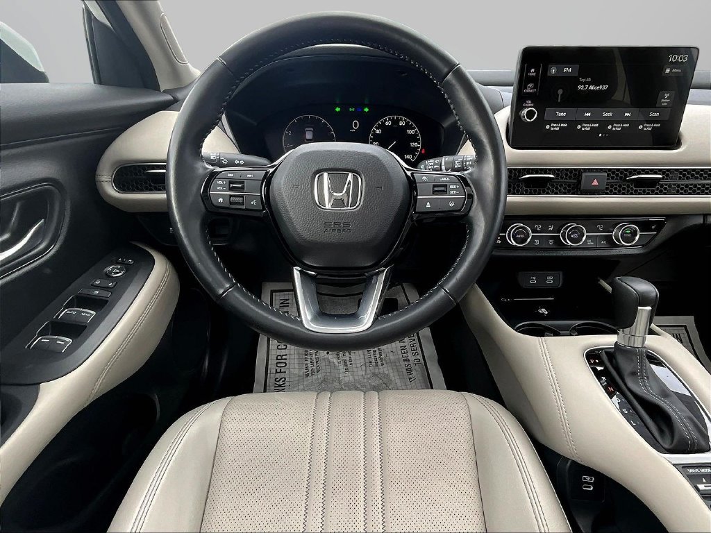 Used 2026 White Honda EX-L image 10