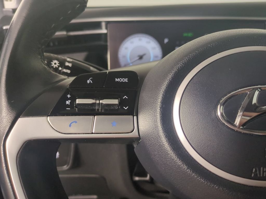 Photo 33