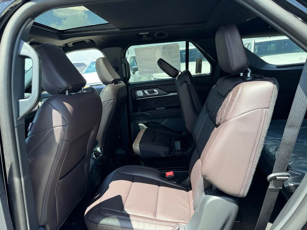 New 2026 Agate Black Metallic Ford Platinum™ image 7