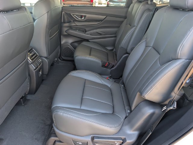 New 2027 CRYSTAL WHITE PEARL Subaru Premium 7-Passenger image 19