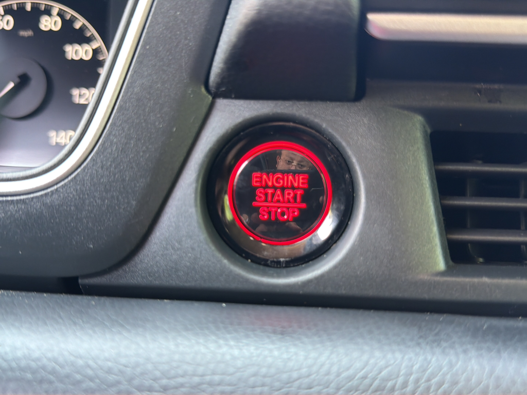 Used 2023  Honda EX-L image 18