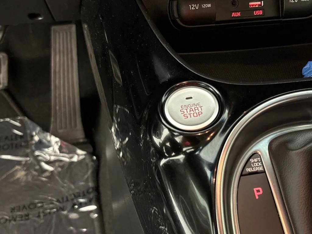 Used 2019 Gray Kia Plus image 30