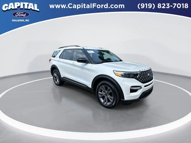 Used 2024 White Ford XLT image 2