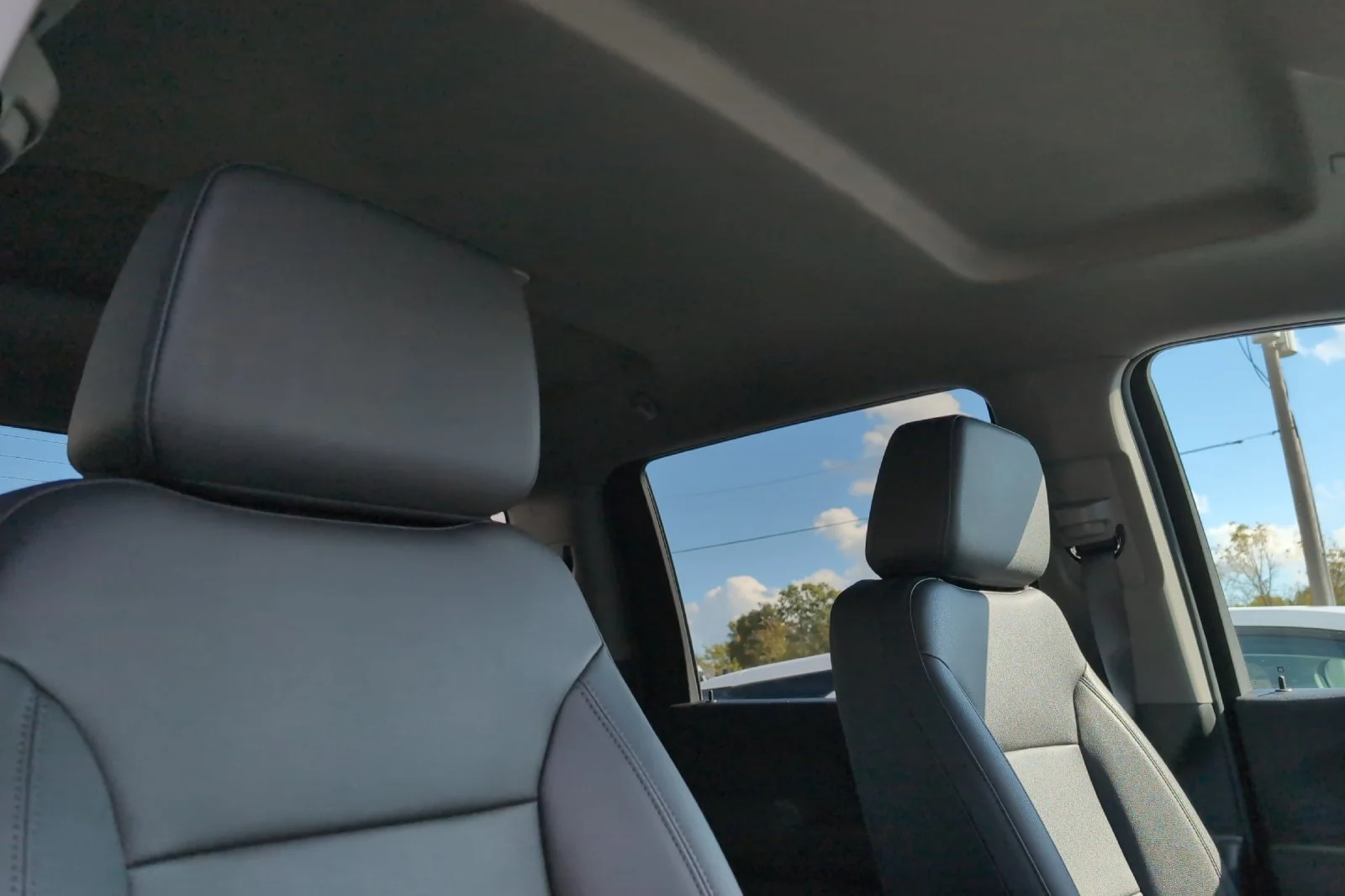 Used 2024 Summit White Chevrolet Work Truck image 17