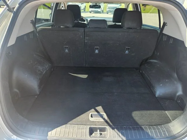 Used 2018 Silver Kia LX image 23