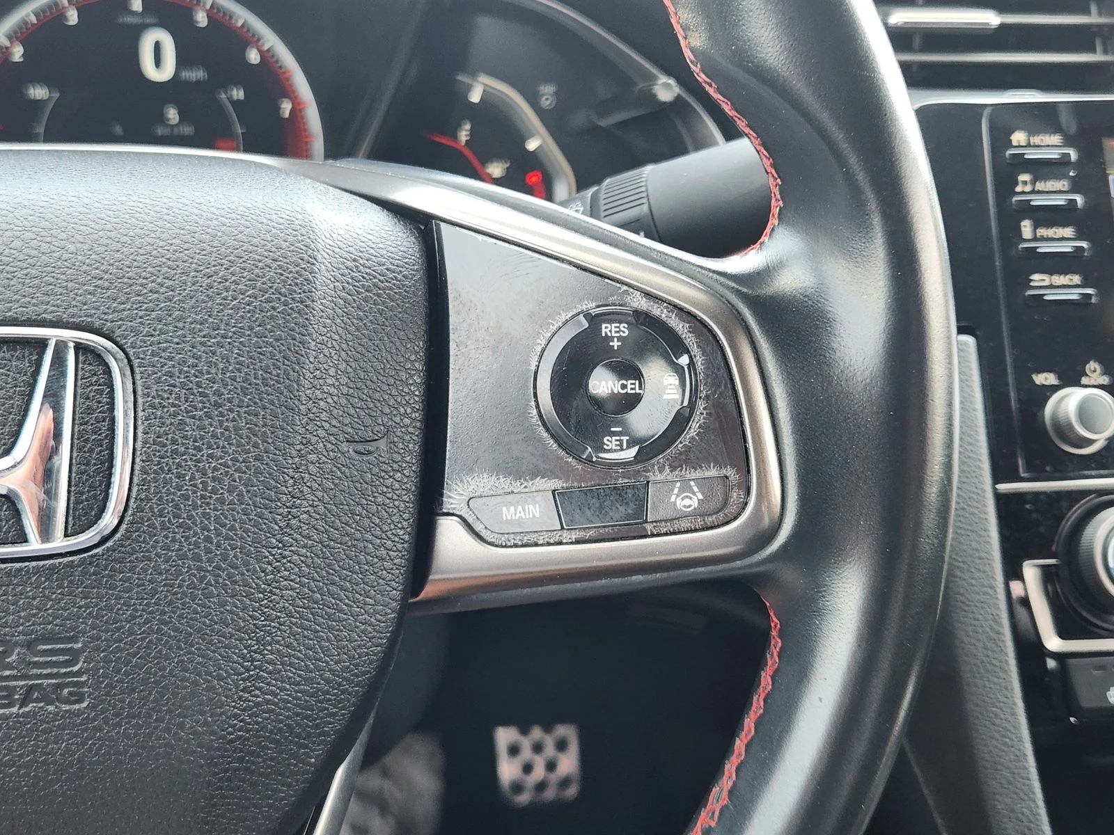 Used 2020 White Honda Si image 27