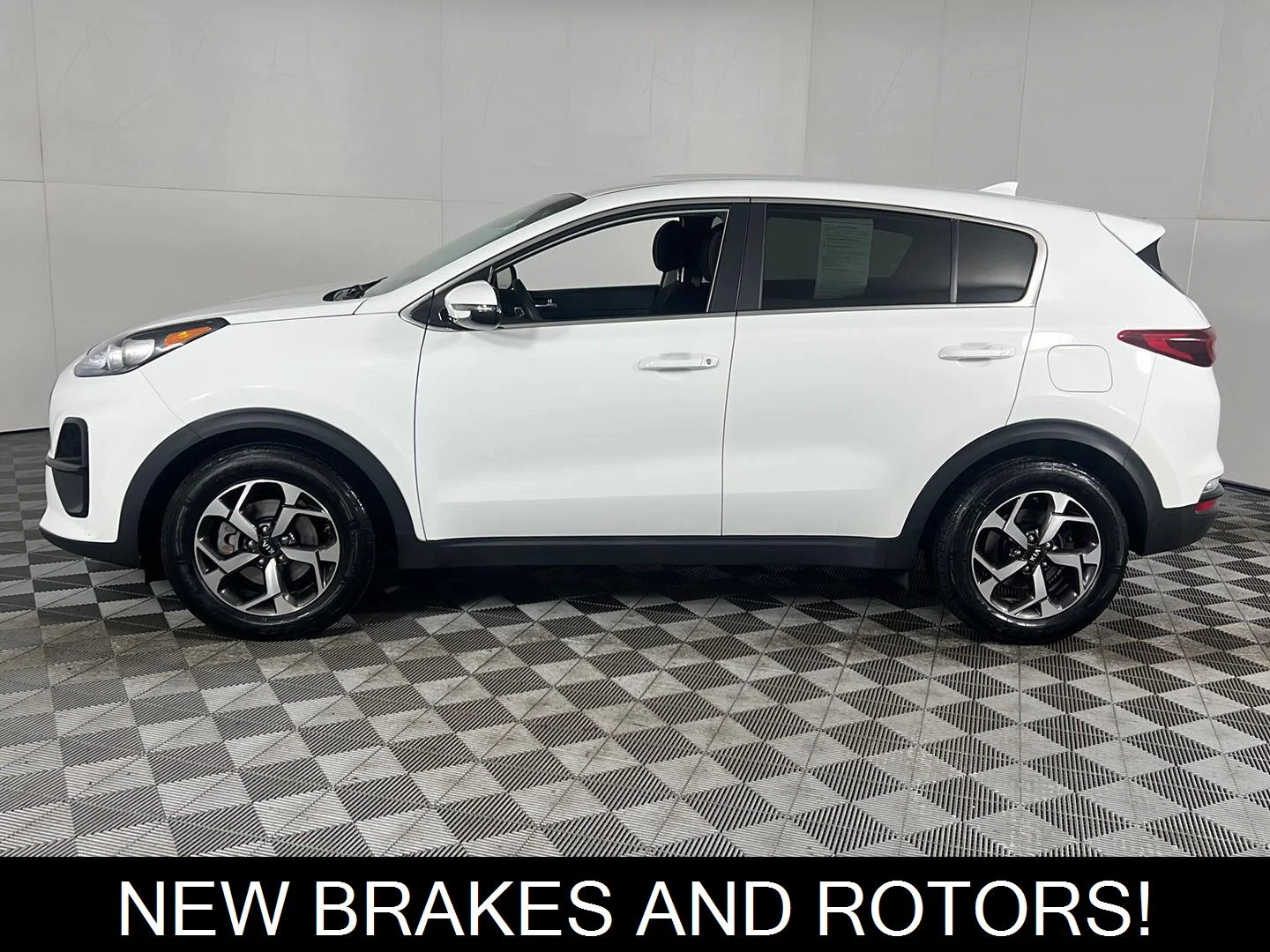 Used 2020 Clear White Kia LX image 6