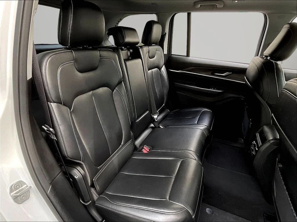 Used 2023 Bright White Clearcoat Jeep Limited image 26