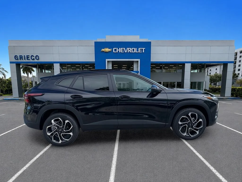 2026 Chevrolet Trax RS - Photo 8
