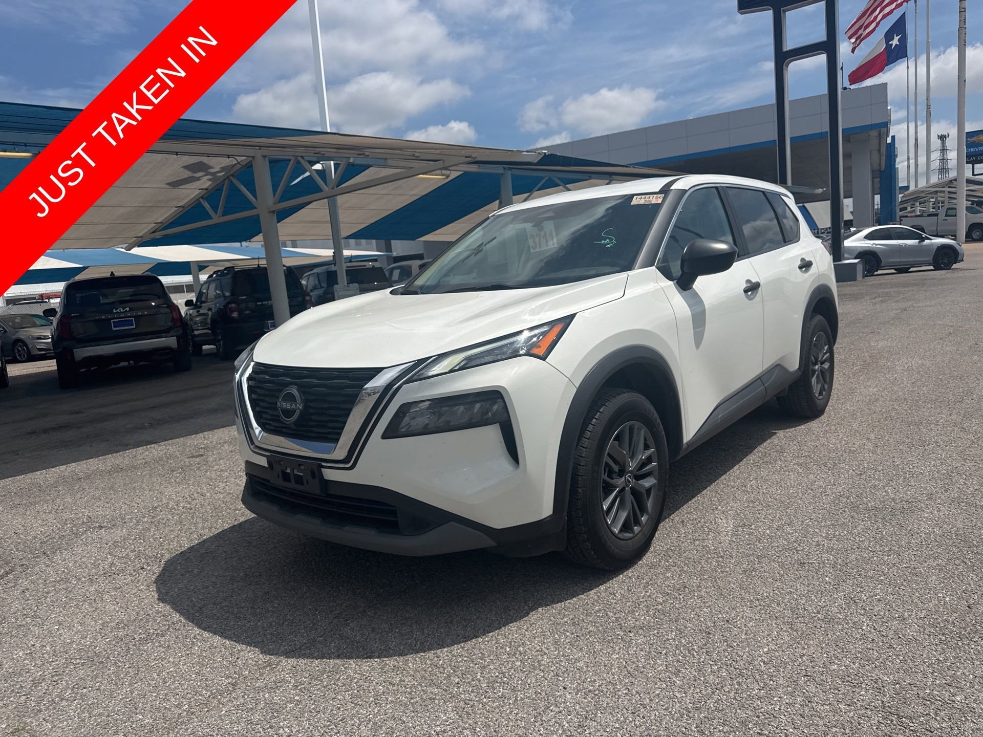 2023 Nissan Rogue S FWD's photo