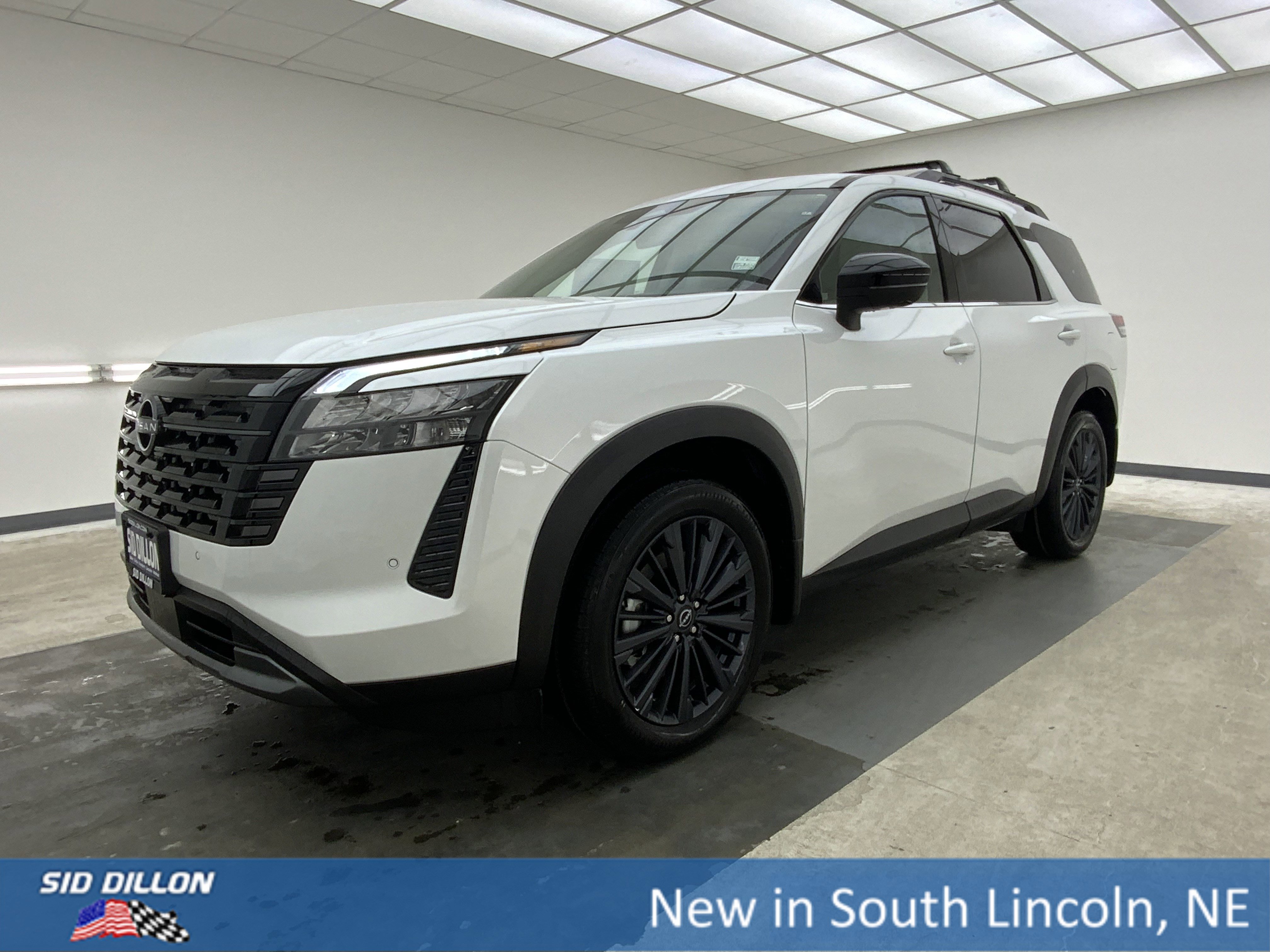2026 Nissan Pathfinder SL 4WD's photo