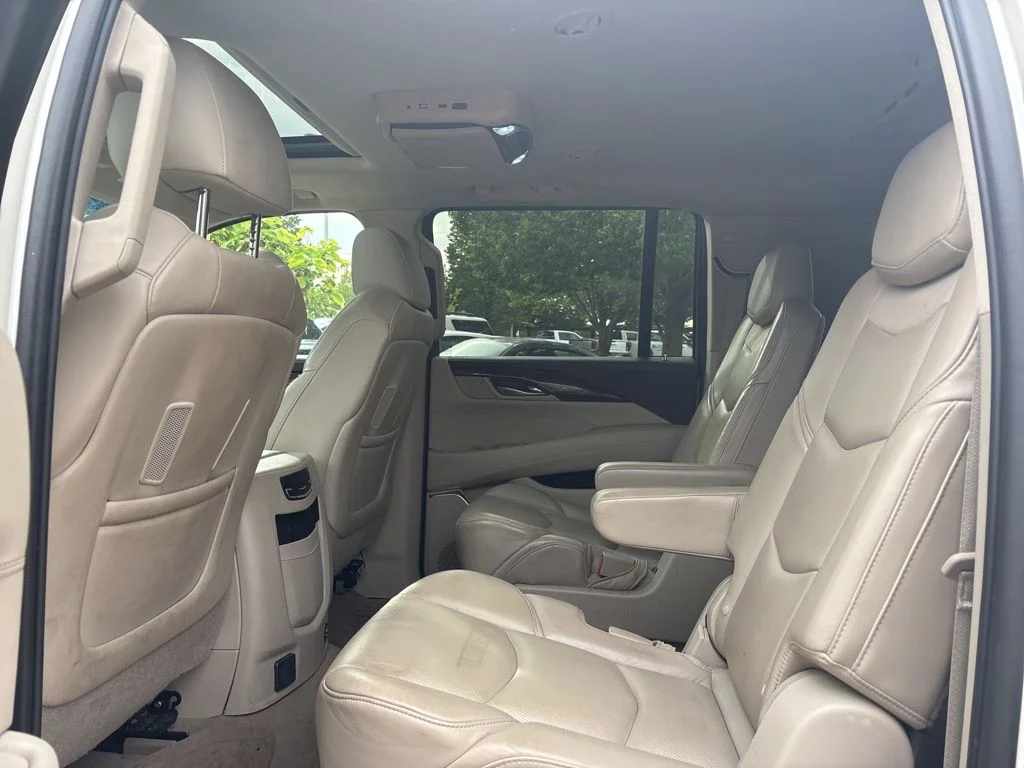 Used 2015 White Cadillac Luxury image 16