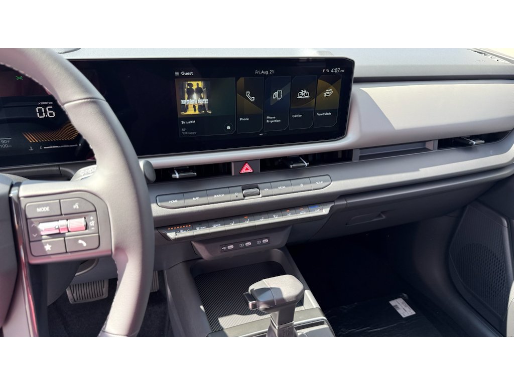 New 2027 Snow White Pearl Kia LX image 14