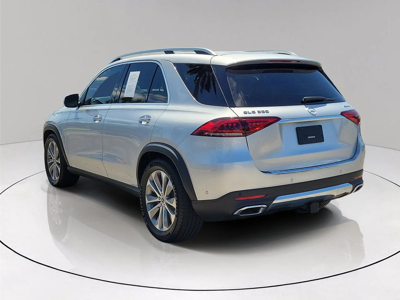 Used 2020 Gray Mercedes-Benz GLE 350 image 6