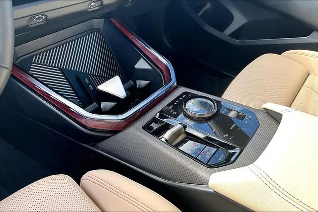 2025 BMW X3 30 - Photo 14