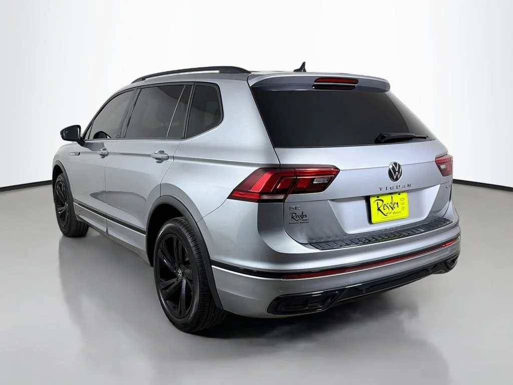 Used 2024 Silver Volkswagen 2.0T SE R-Line Black image 8