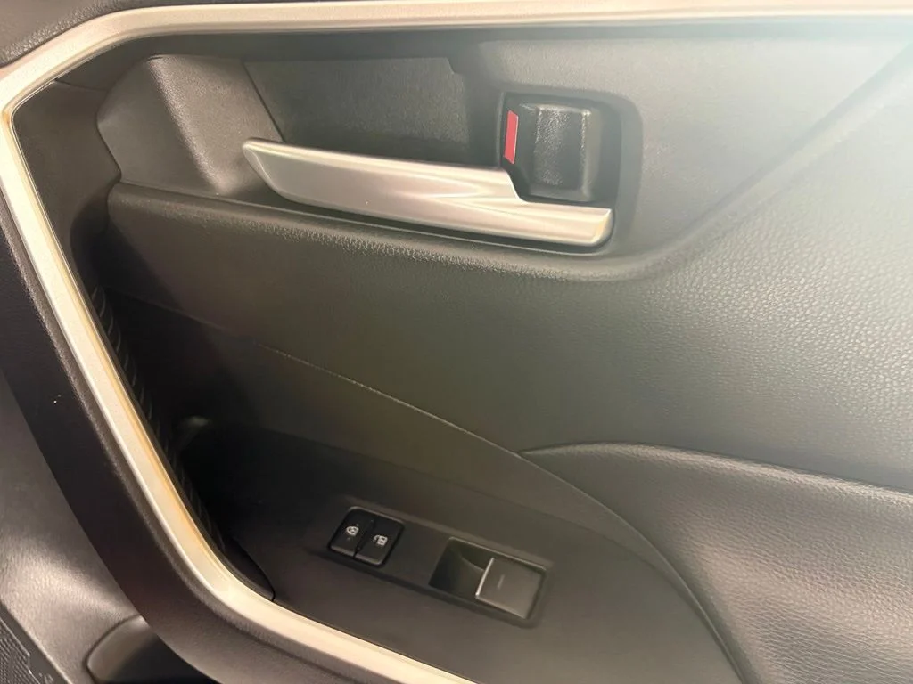 Used 2025 Red Toyota XLE image 16