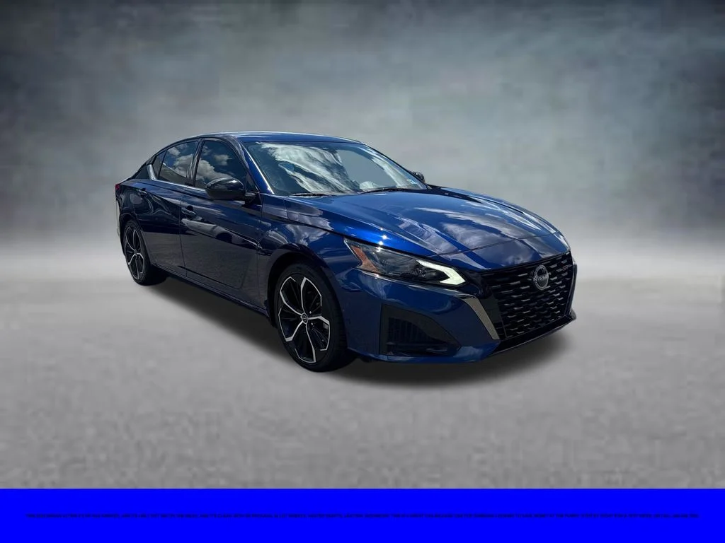 Used 2023 Deep Blue Pearl Nissan 2.5 SR image 3
