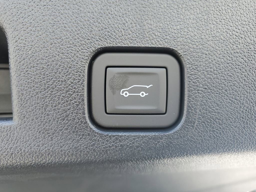 2026 Chevrolet Traverse LT - Photo 9