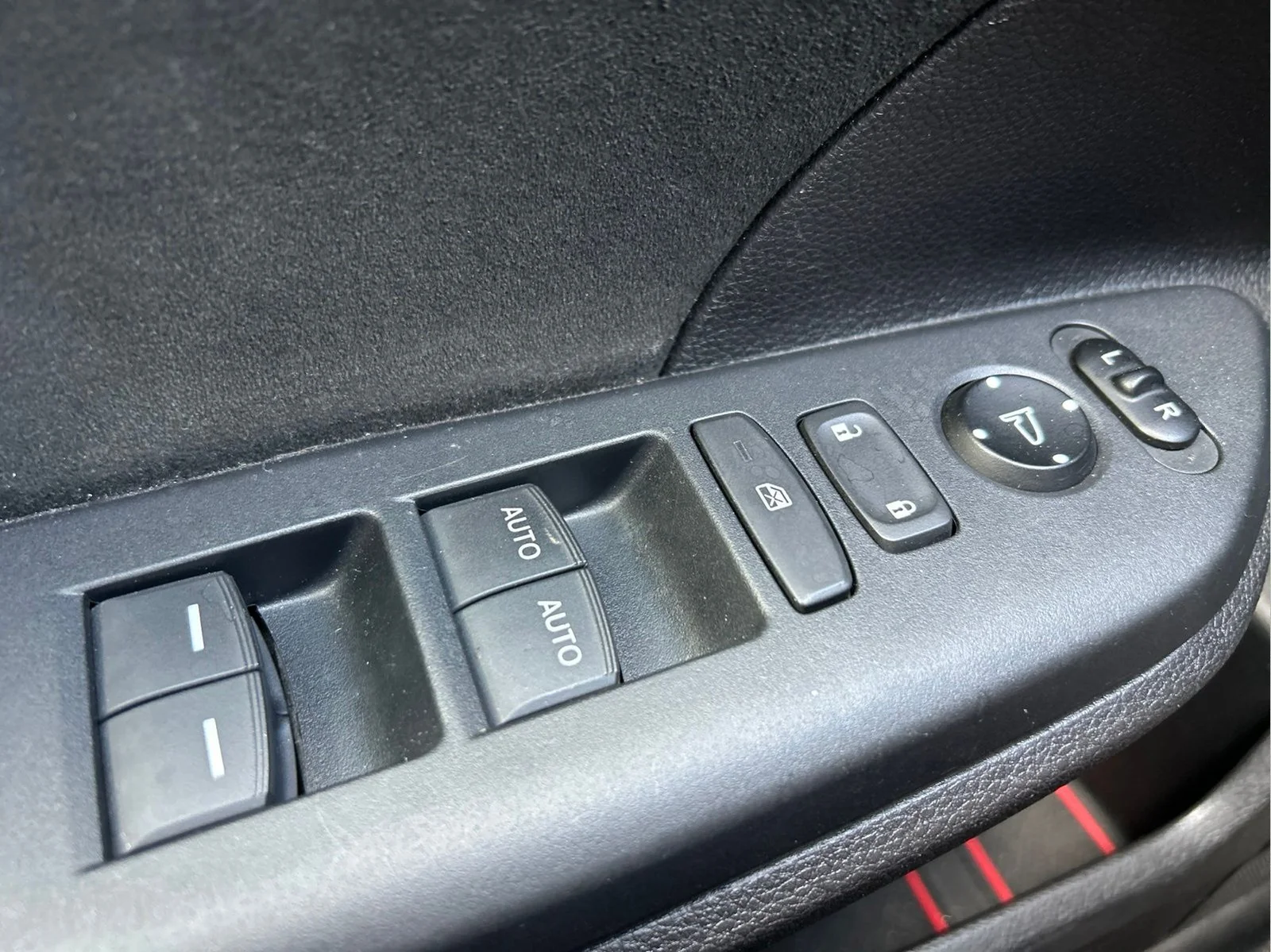 Used 2017 Rallye Red Honda Type R Touring image 25