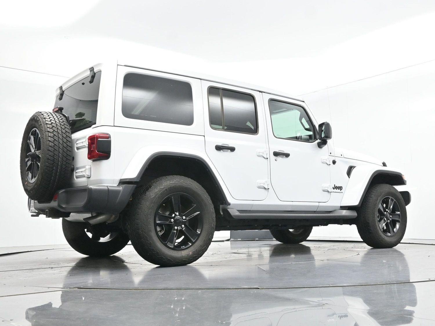 Used 2023 White Jeep Sahara Altitude image 48