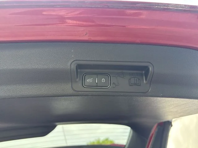 Used 2020 Red Ford Limited image 14