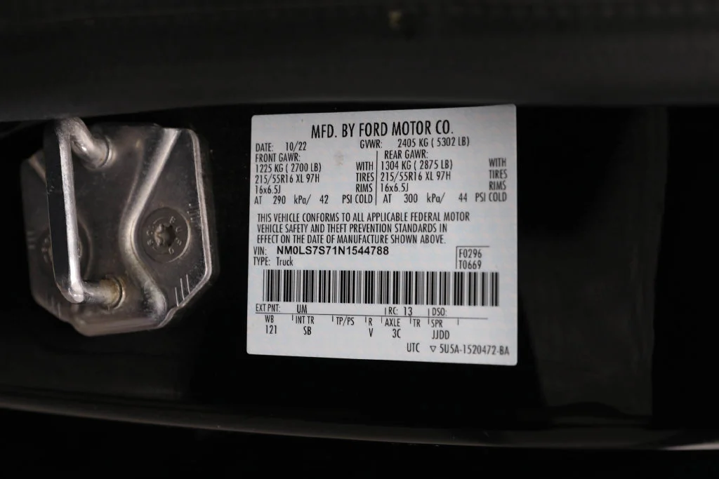 Used 2022 Black Ford XL image 32
