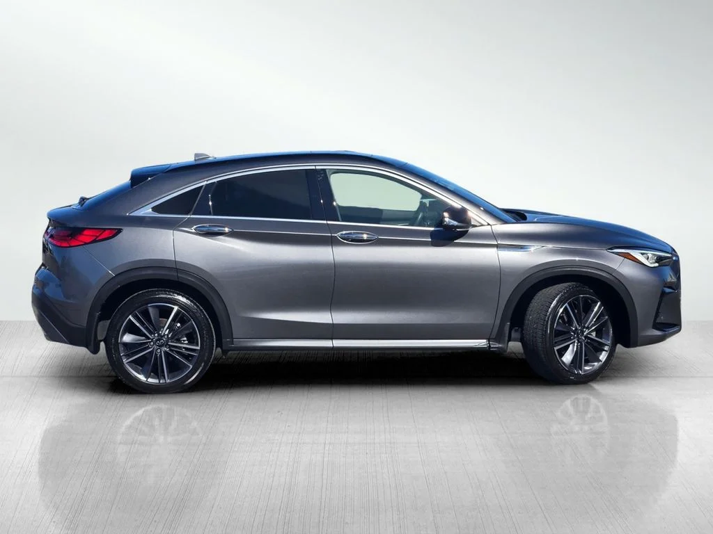 Used 2023 Graphite Shadow INFINITI ESSENTIAL image 3