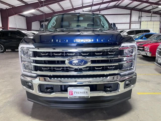 Used 2025 Blue Ford Lariat image 7