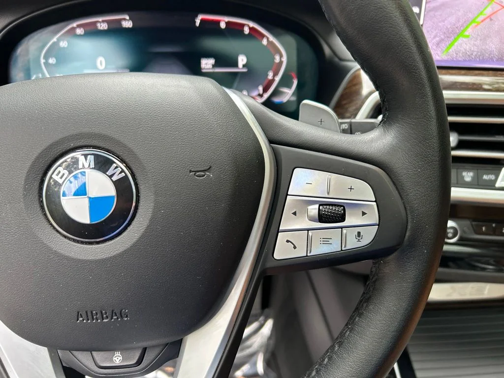 Used 2023 Gray BMW xDrive30i image 23