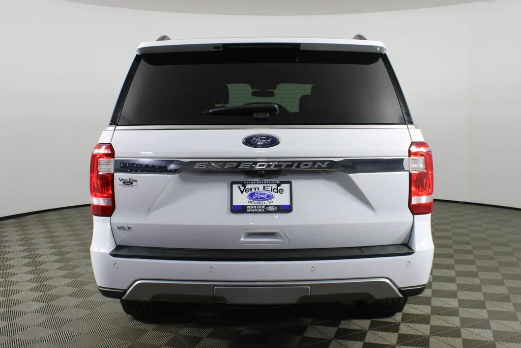 Used 2021 White Ford XLT image 6