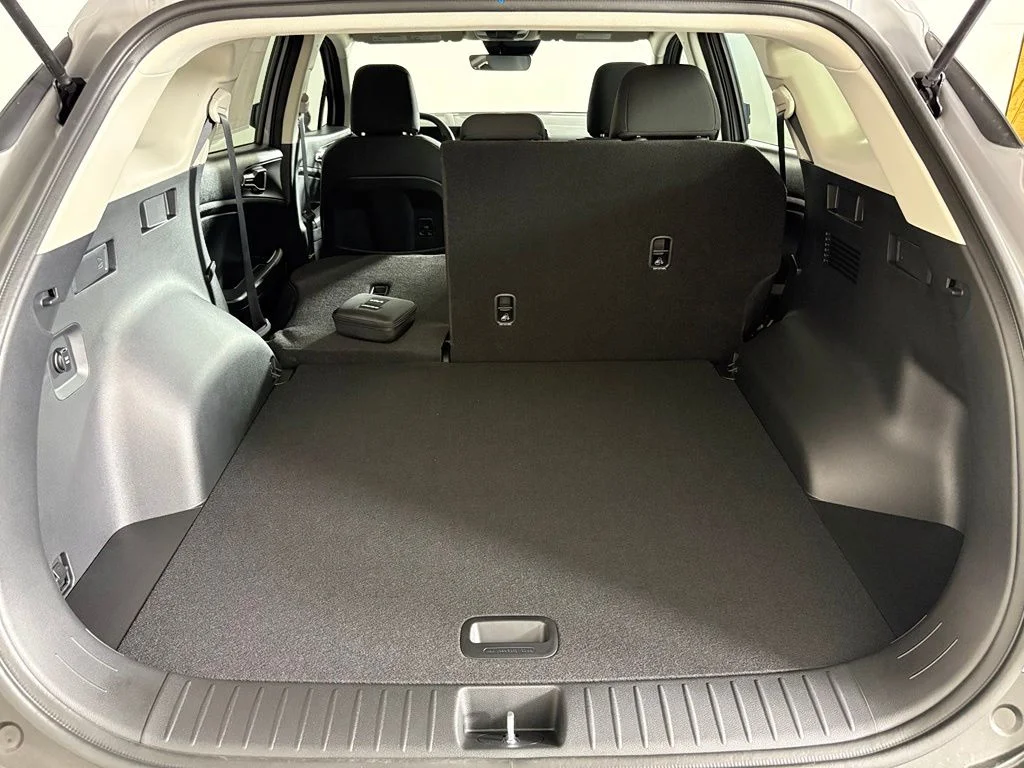 New 2027 Wolf Gray Kia S image 18