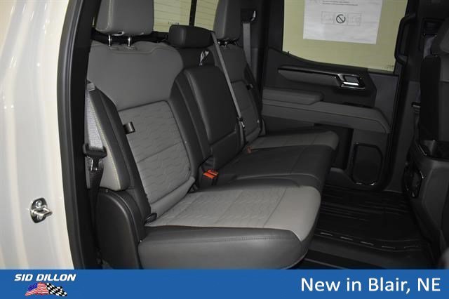 2026 Chevrolet Silverado 1500 ZR2 - Photo 11