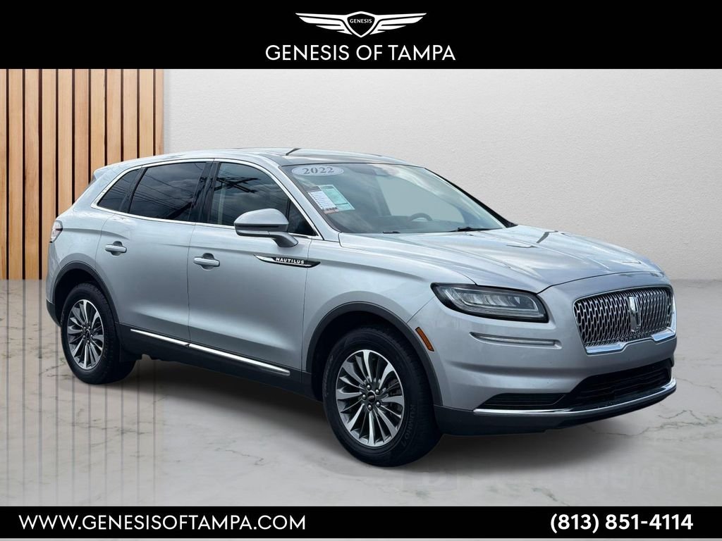 Used 2022 Silver Lincoln Reserve image 1
