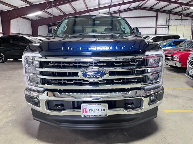 Used 2025 Blue Ford Lariat image 7