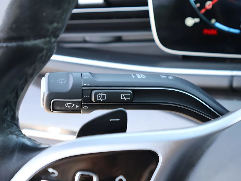 Used 2020 Black Mercedes-Benz GLS 450 image 35