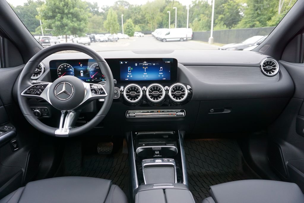 2025 Mercedes-Benz GLA GLA250 - Photo 17
